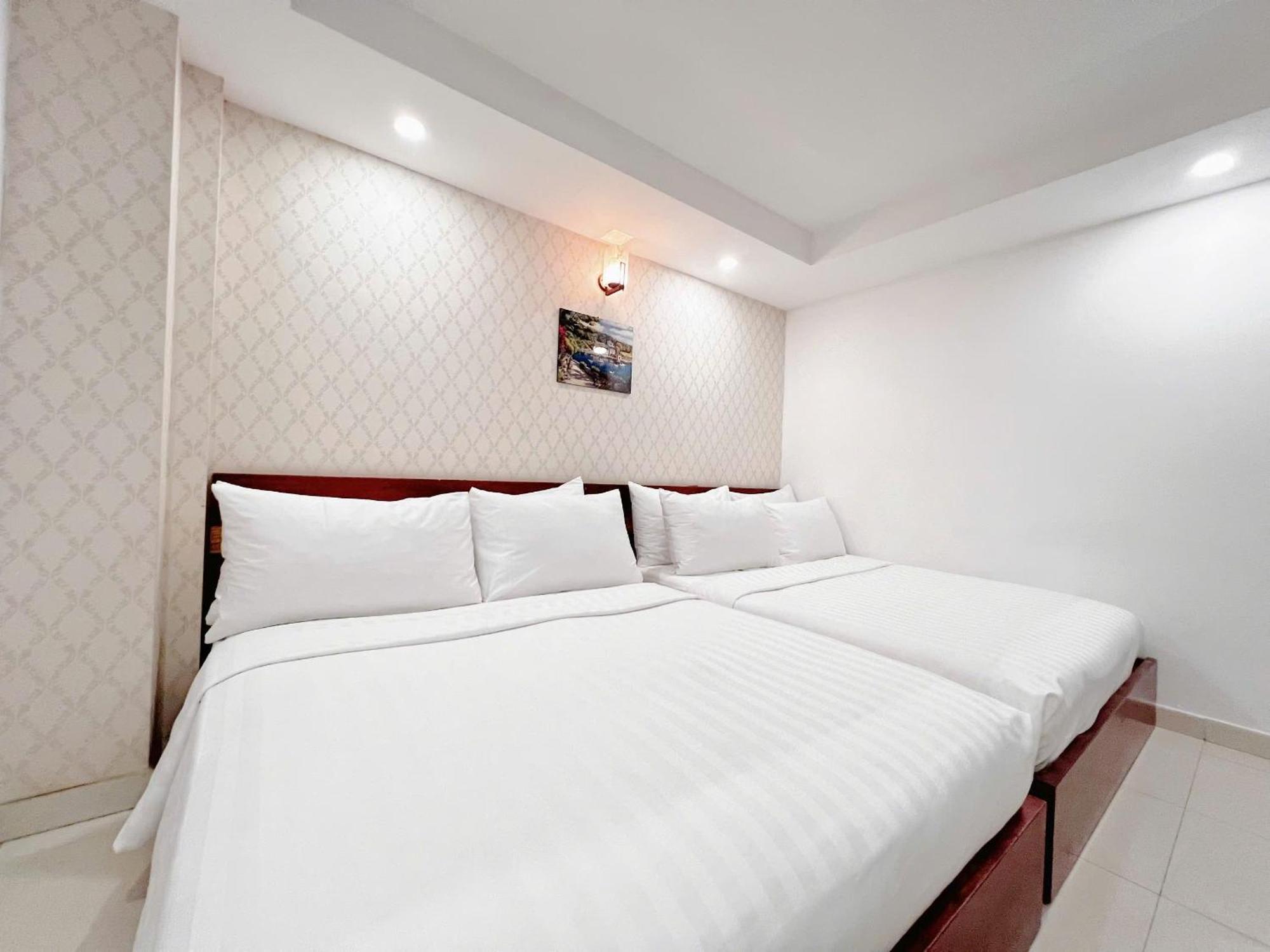 Saigon Europe Hotel โฮจิมินห์ซิตี้ ภายนอก รูปภาพ