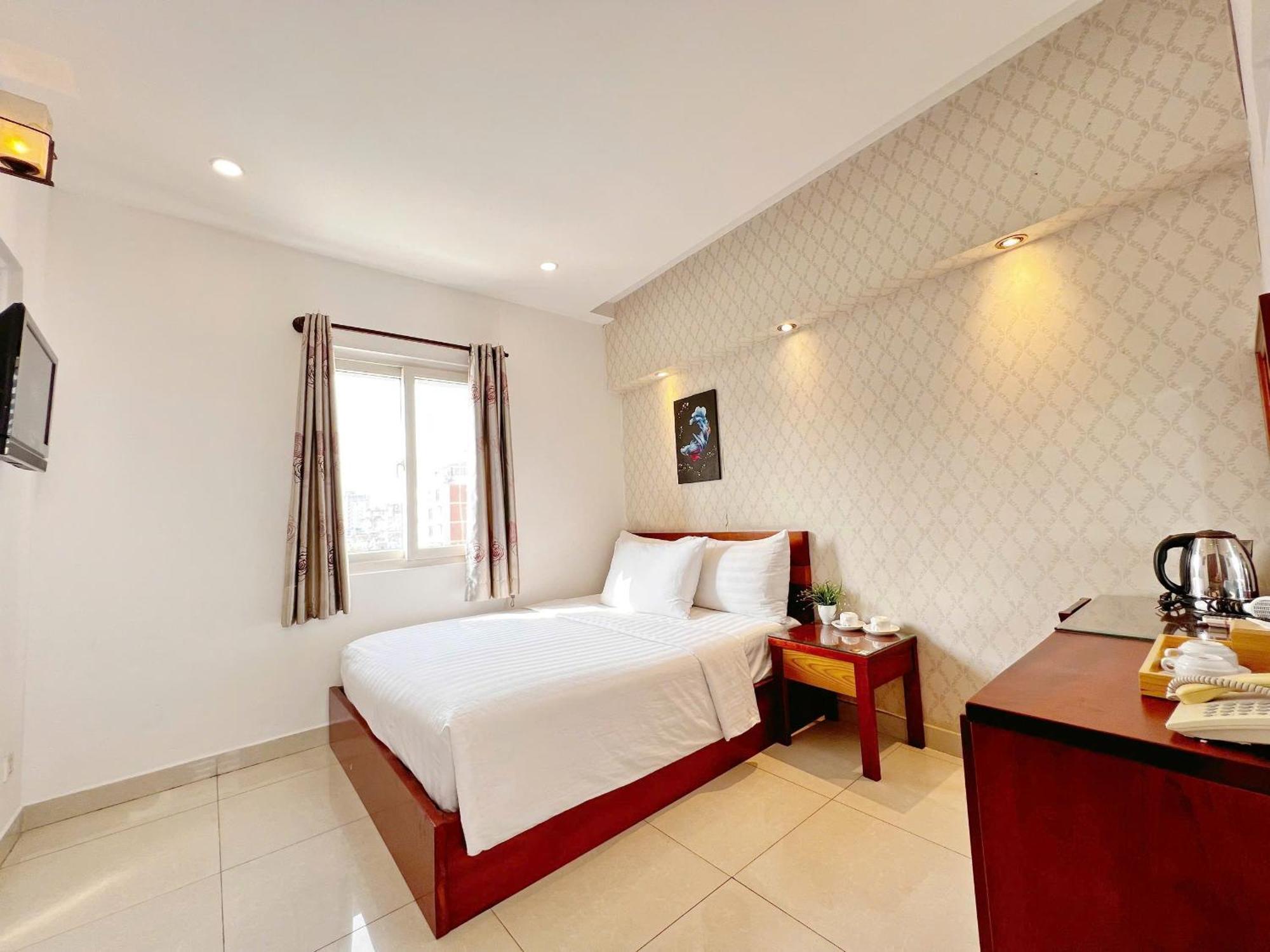 Saigon Europe Hotel โฮจิมินห์ซิตี้ ภายนอก รูปภาพ