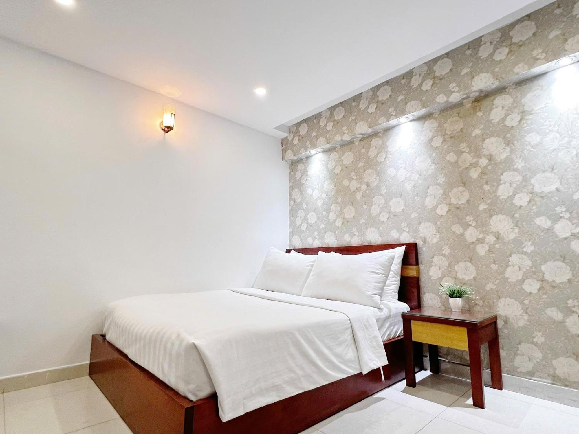 Saigon Europe Hotel โฮจิมินห์ซิตี้ ภายนอก รูปภาพ