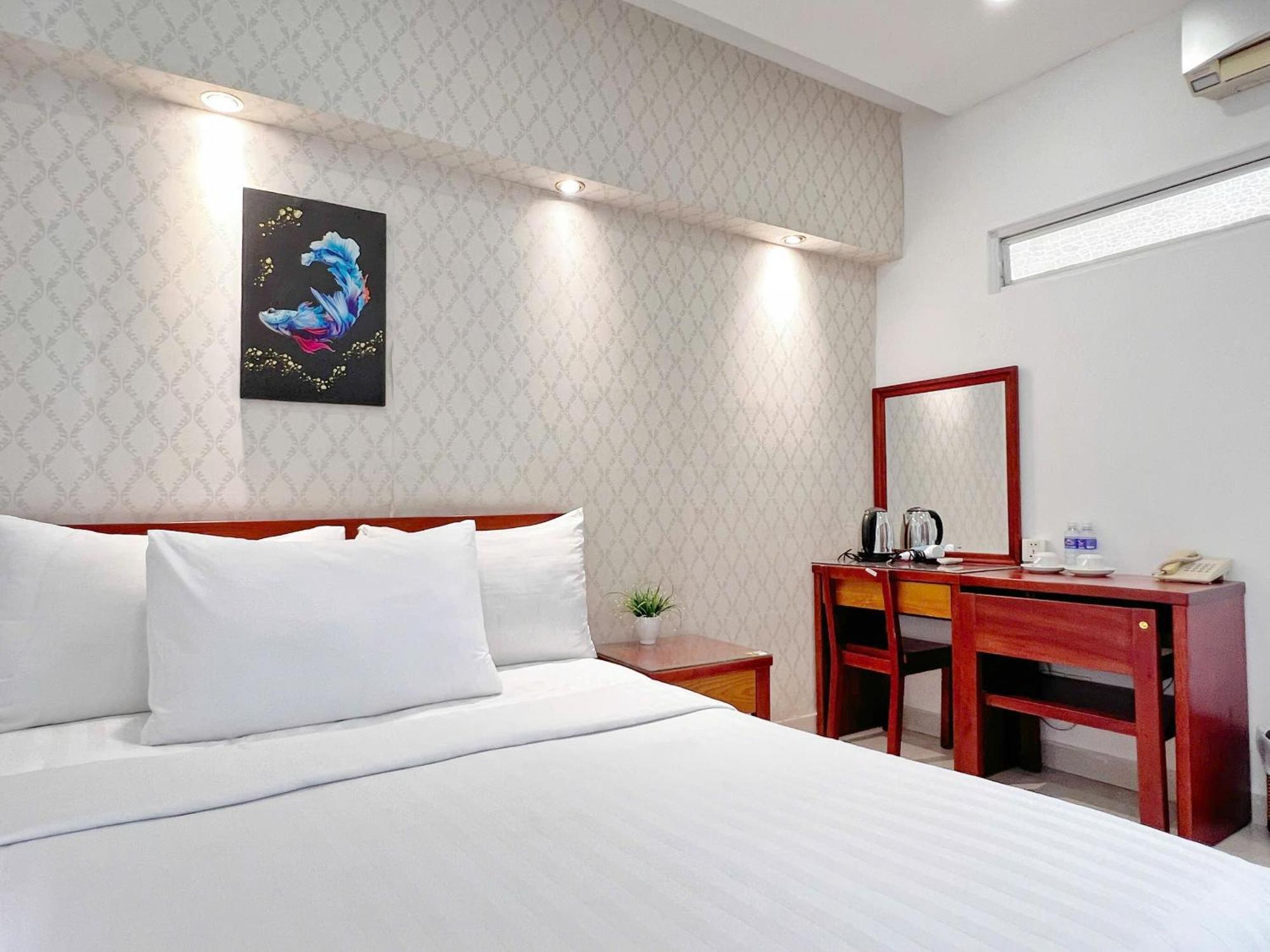Saigon Europe Hotel โฮจิมินห์ซิตี้ ภายนอก รูปภาพ