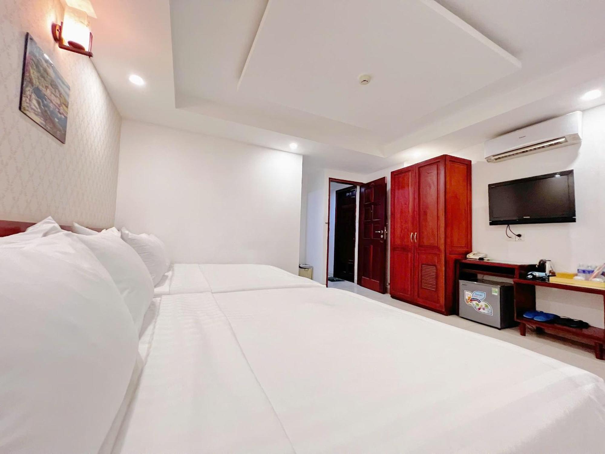 Saigon Europe Hotel โฮจิมินห์ซิตี้ ภายนอก รูปภาพ