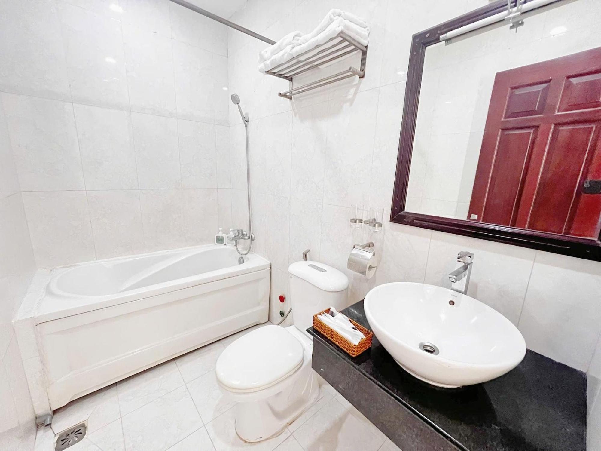 Saigon Europe Hotel โฮจิมินห์ซิตี้ ภายนอก รูปภาพ